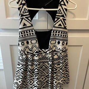 Maternity Black and White Geometric Pattern Tunic